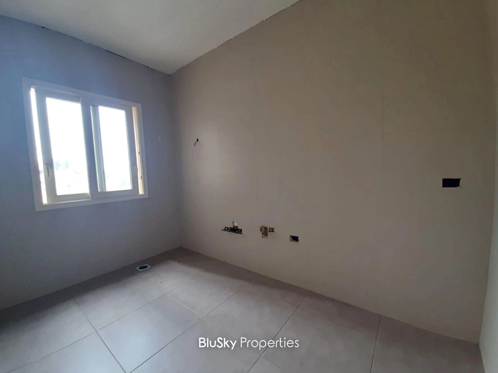 Apartment 100m² Sea View for Sale in Safra — الصورة 3