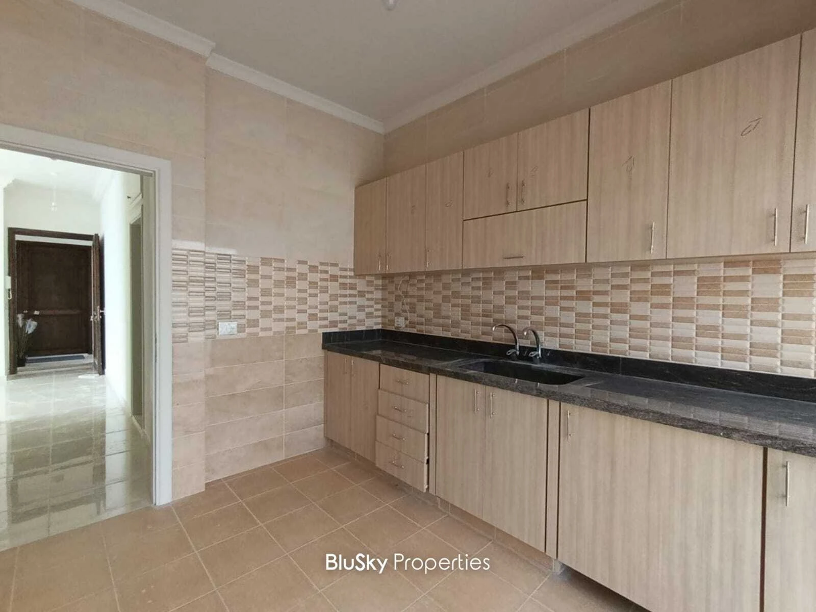 Apartment 135m² Sea View for Sale in Safra — photo 4