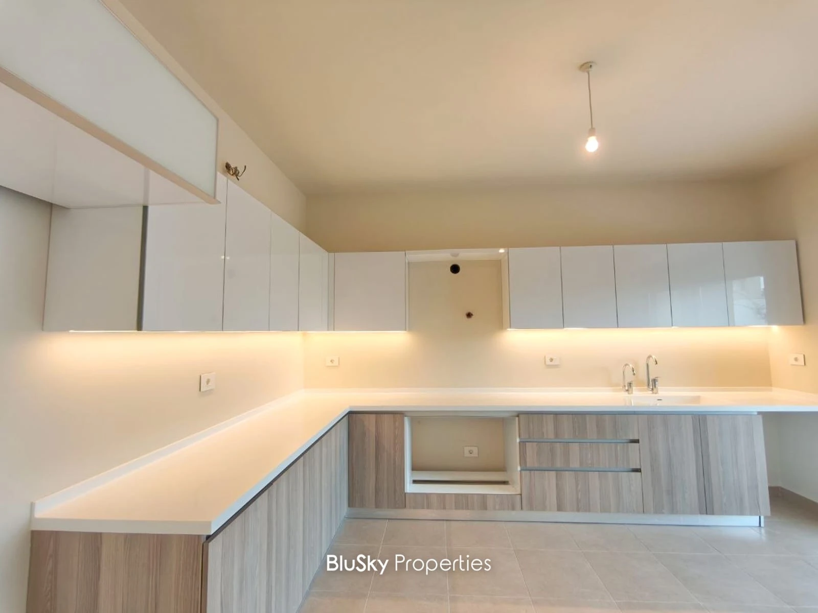 Apartment 175m² with Terrace for Sale in Sahel Alma — photo 2