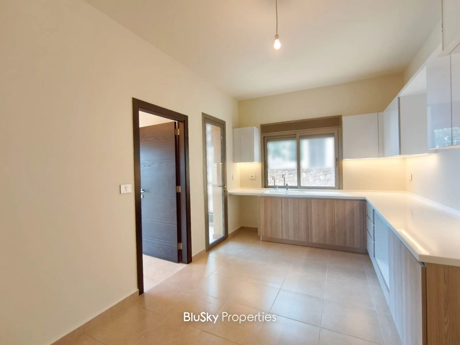 Apartment 180m² with Sea View for Sale in Sahel Alma — الصورة 3
