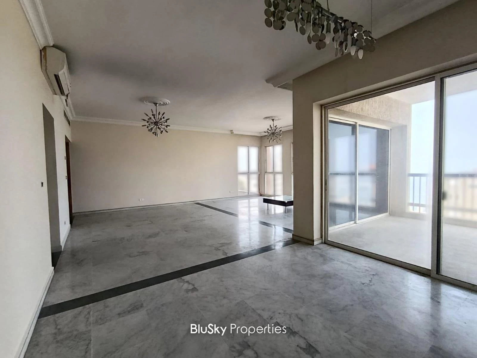 Apartment 194m² Sea View for Sale in Sahel Alma — photo 2