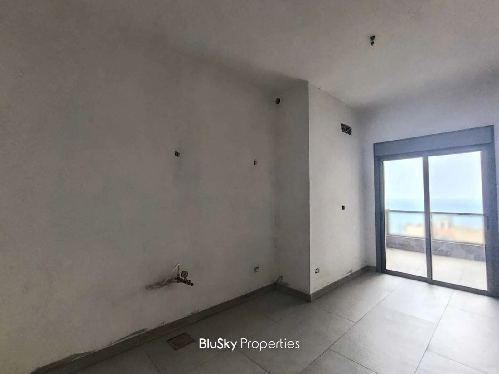 Apartment 195m² Sea View for Sale in Sahel Alma — photo 3