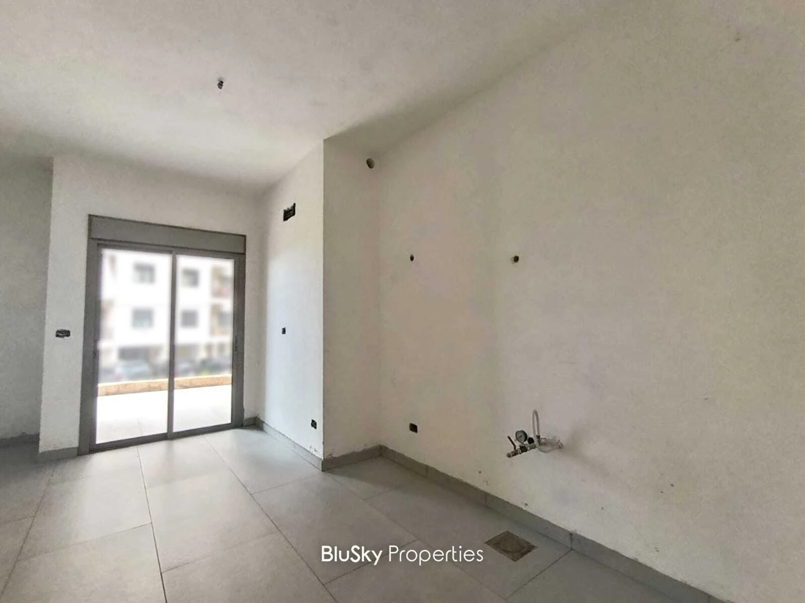 Apartment 195m² Terrace for Sale in Sahel Alma — photo 3
