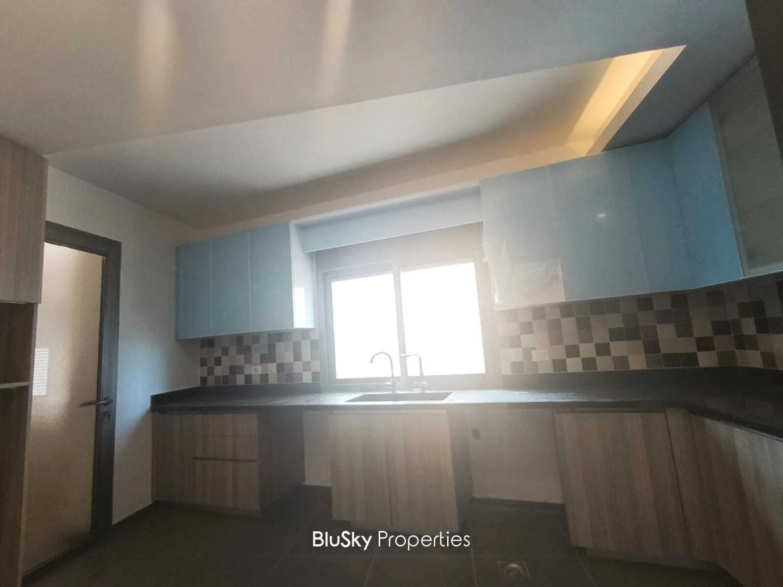 Apartment 212m² Sea View for Sale in Sahel Alma — photo 3