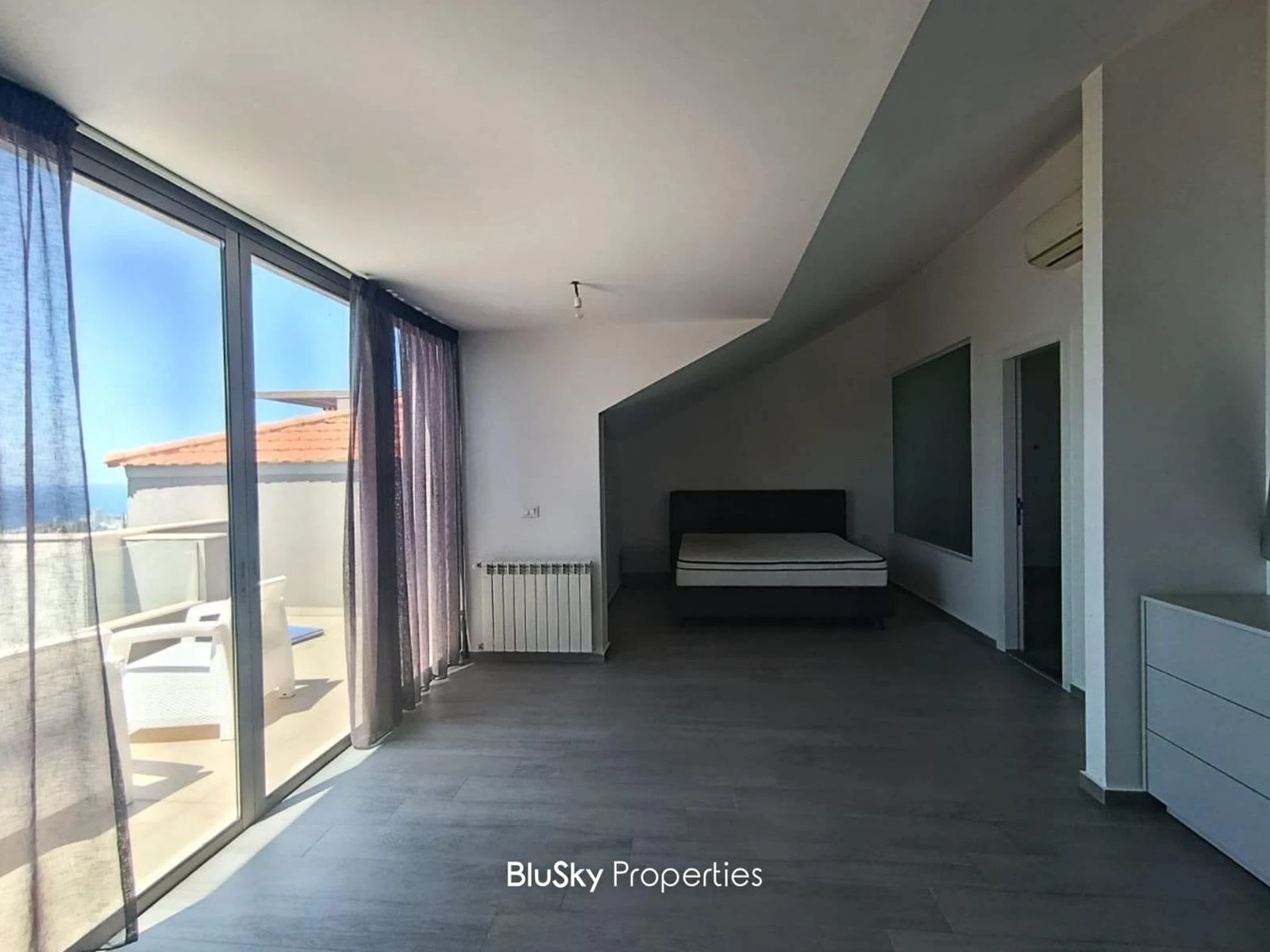 Apartment 236m² Terrace for Rent in Sahel Alma — الصورة 4