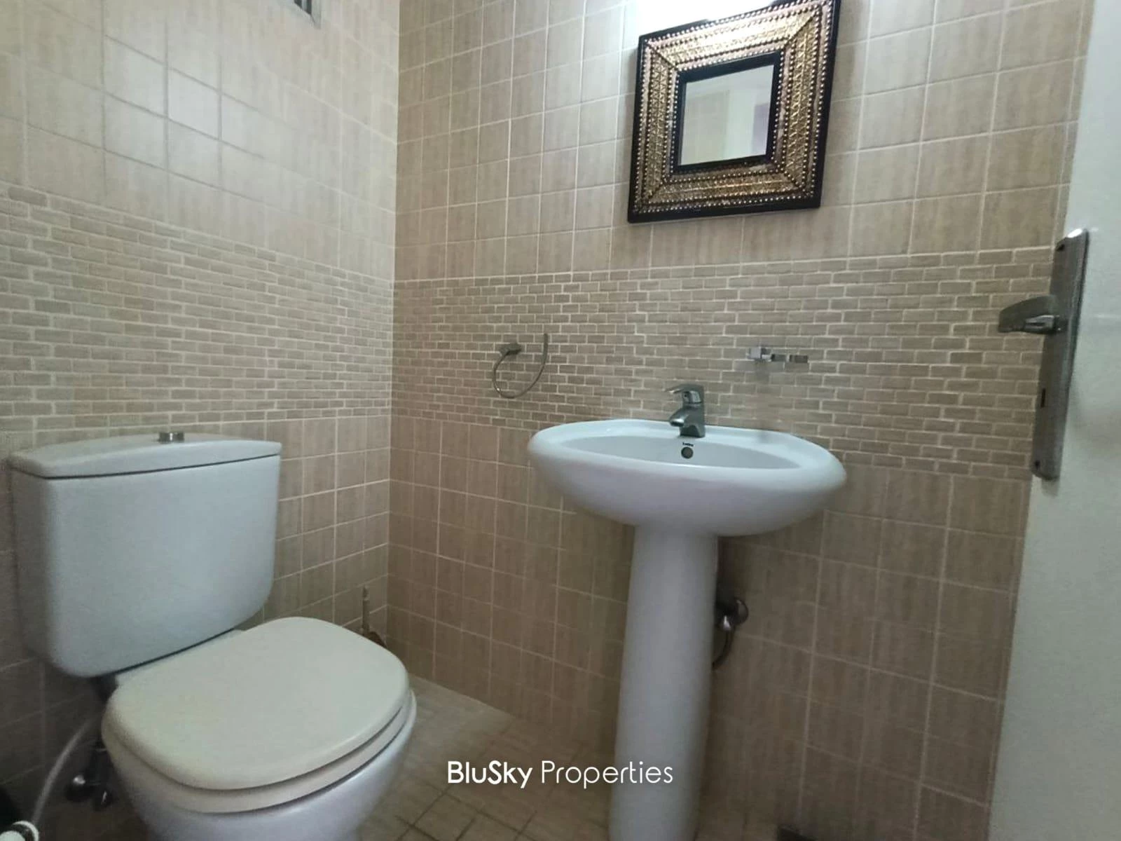 Apartment 240m² Sea View for Sale in Sahel Alma — photo 4