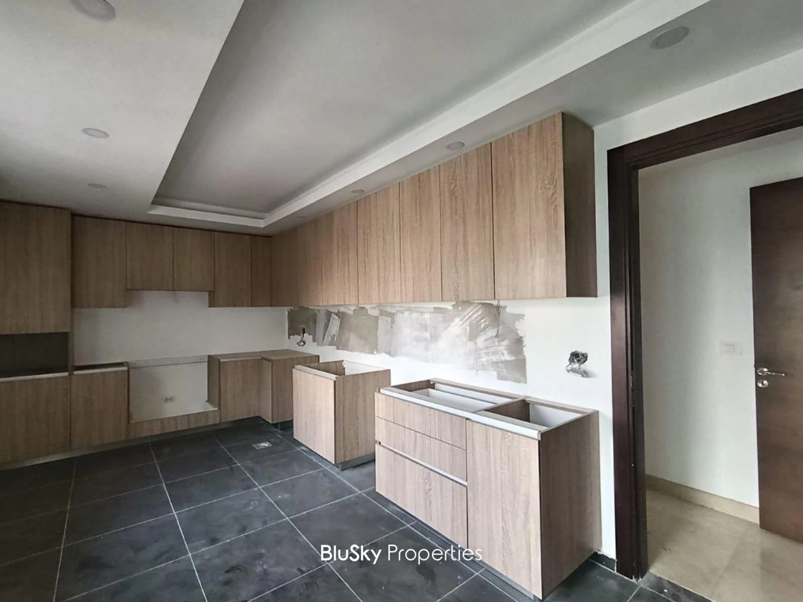 Duplex 300m² Sea View for Sale in Sahel Alma — الصورة 3