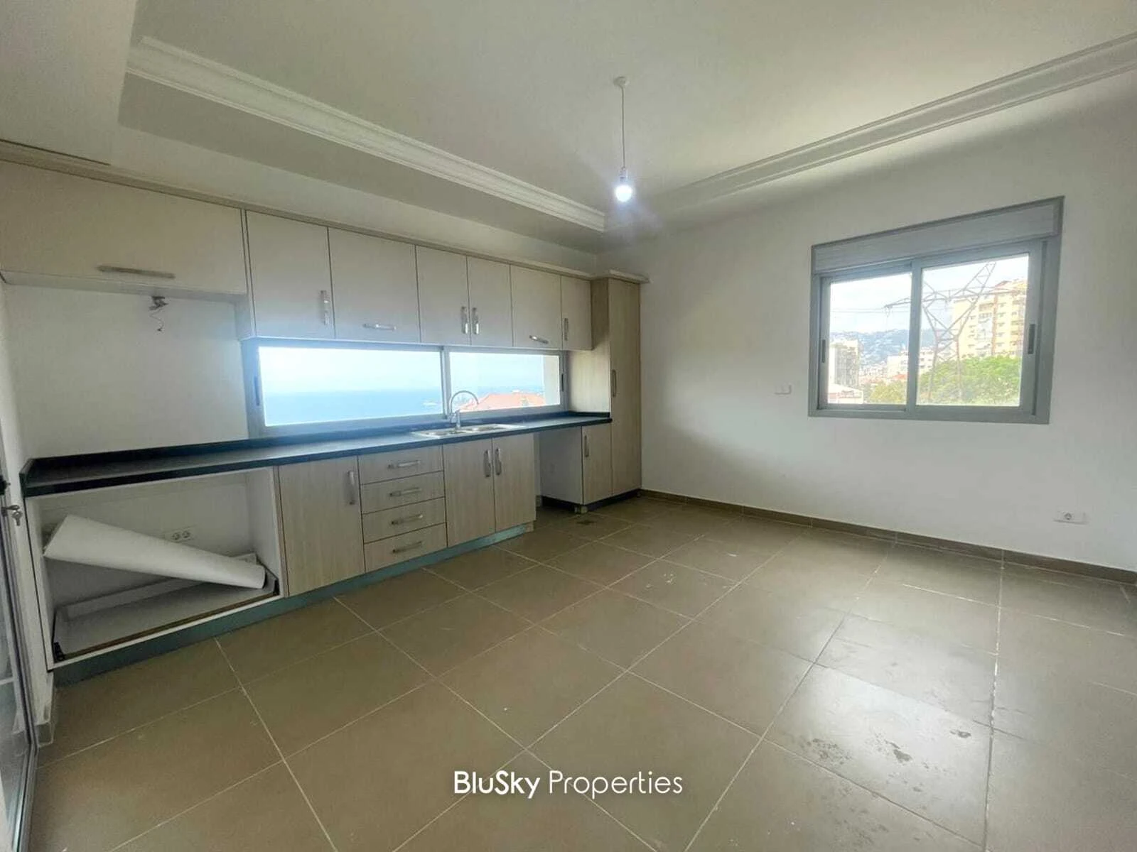 Apartment 300m² Sea View for Sale in Sahel Alma — الصورة 5
