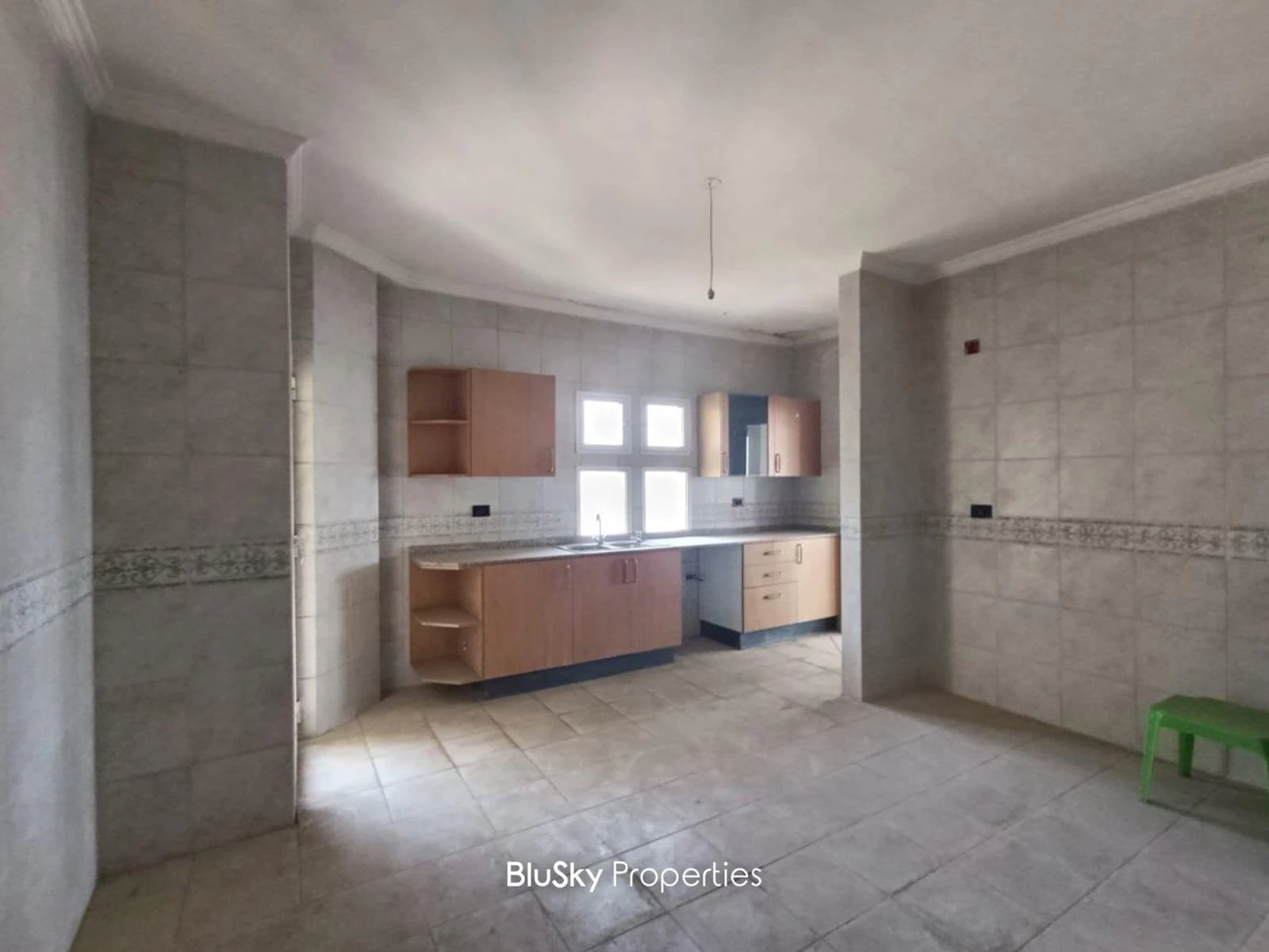 Apartment 323m² Sea View for Rent in Sahel Alma — الصورة 3