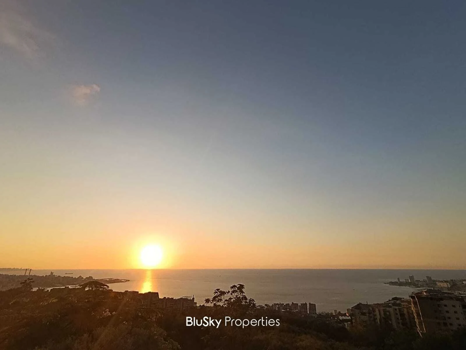 Apartment 400m² Sea View for Sale in Sahel Alma — الصورة 2