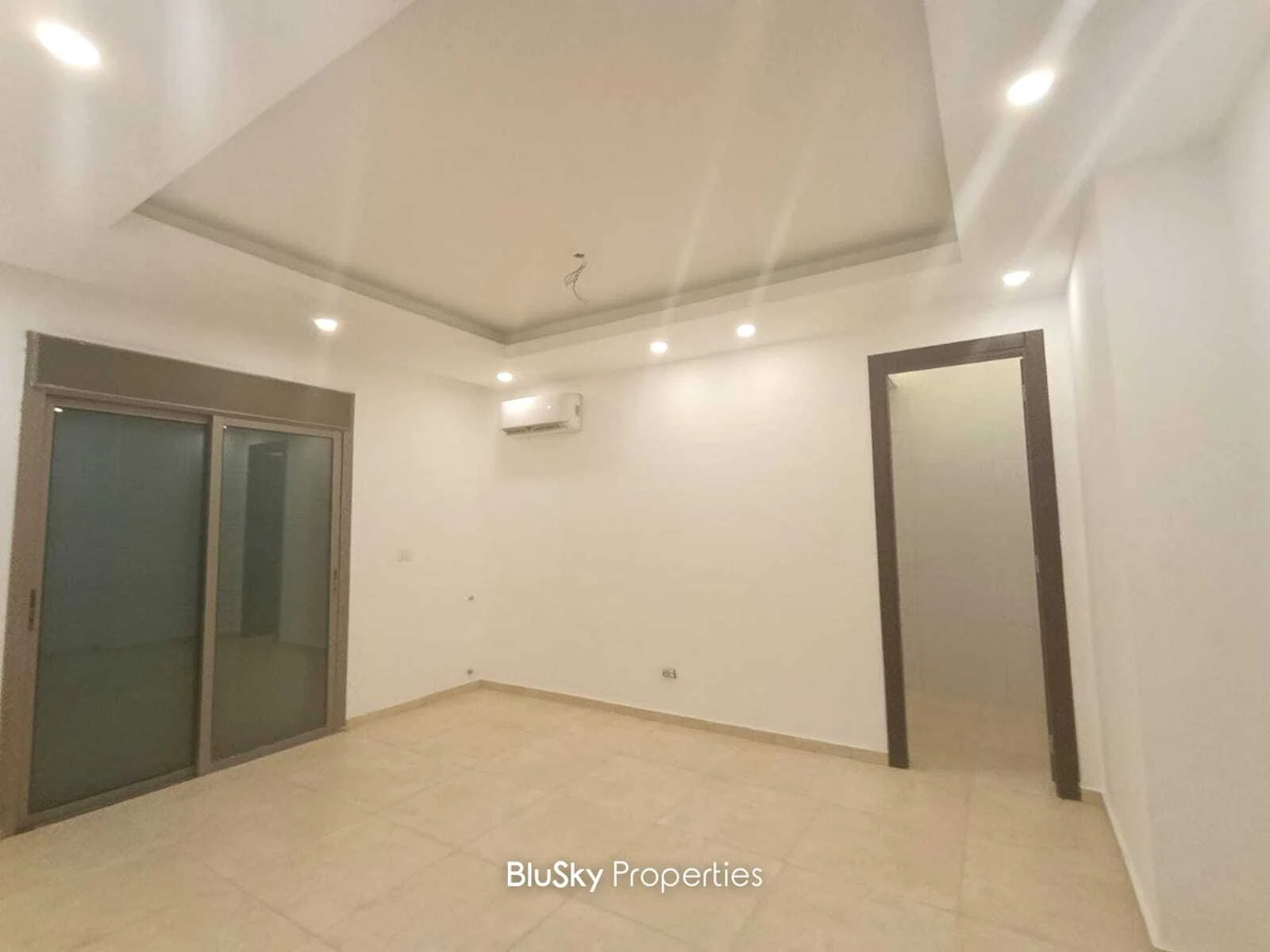 Duplex 420m² Sea View for Sale in Sahel Alma — photo 4