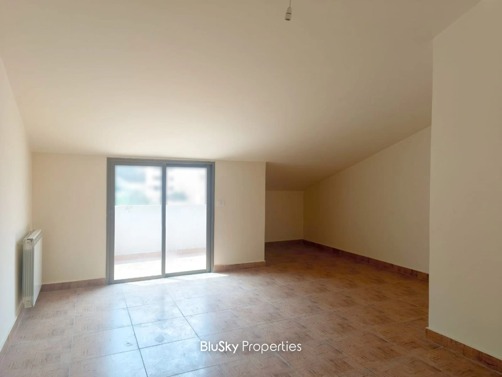 Apartment 550m² with Sea View for Sale in Sahel Alma — photo 4