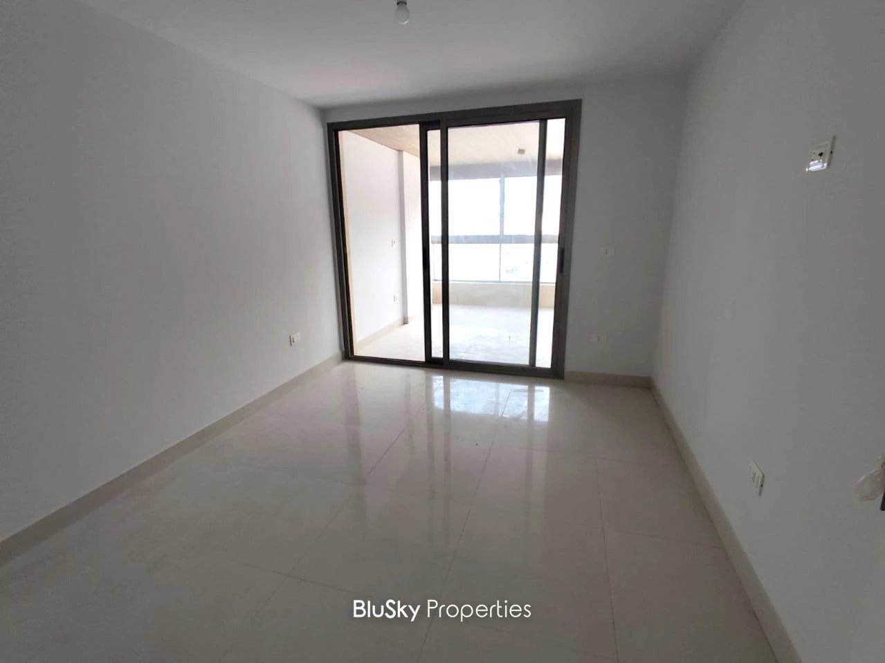 Triplex 230m² Sea View for Rent in Sarba — الصورة 4