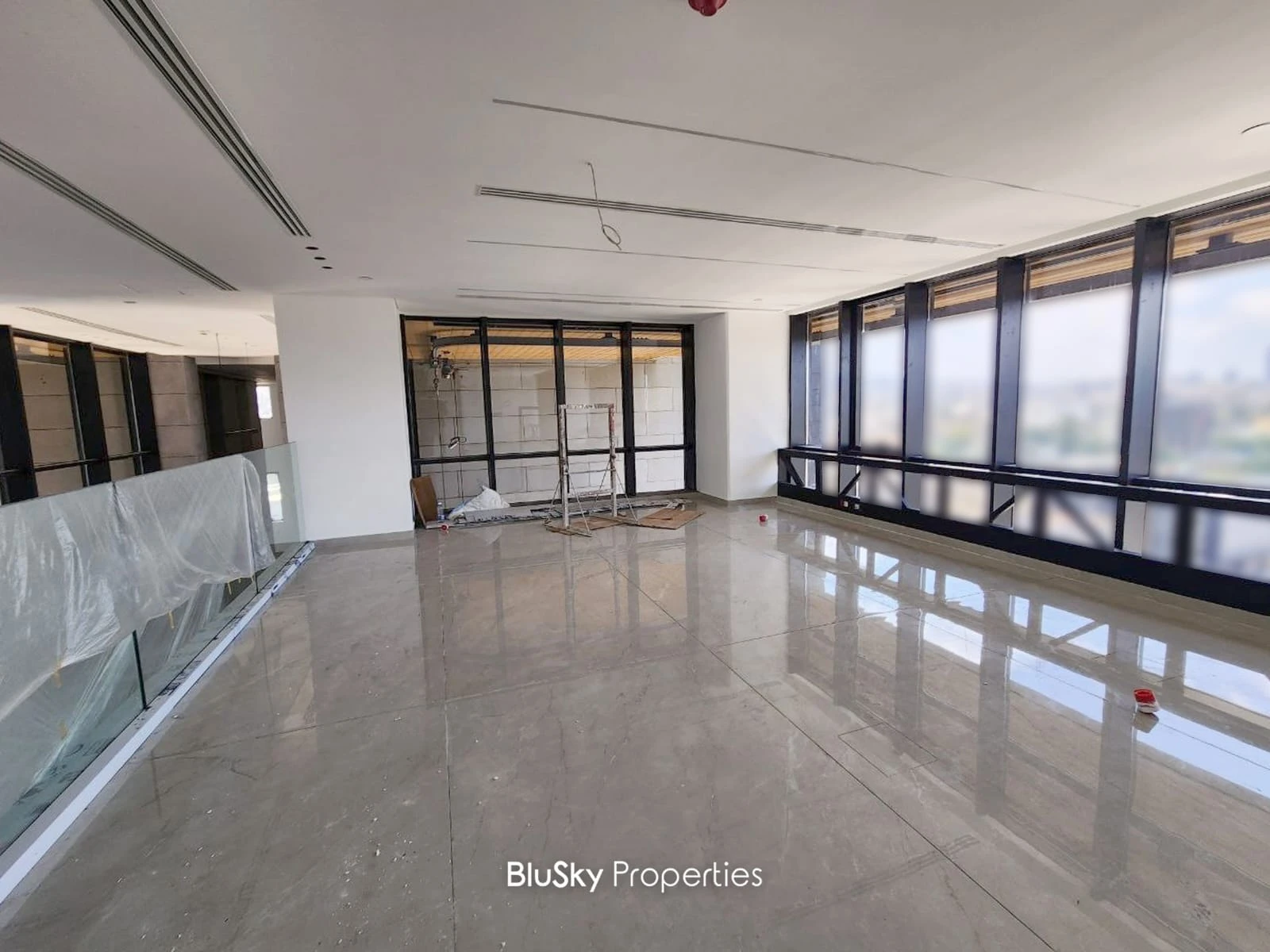 Office 500m² for Rent in Sad El Bauchrieh — الصورة 4