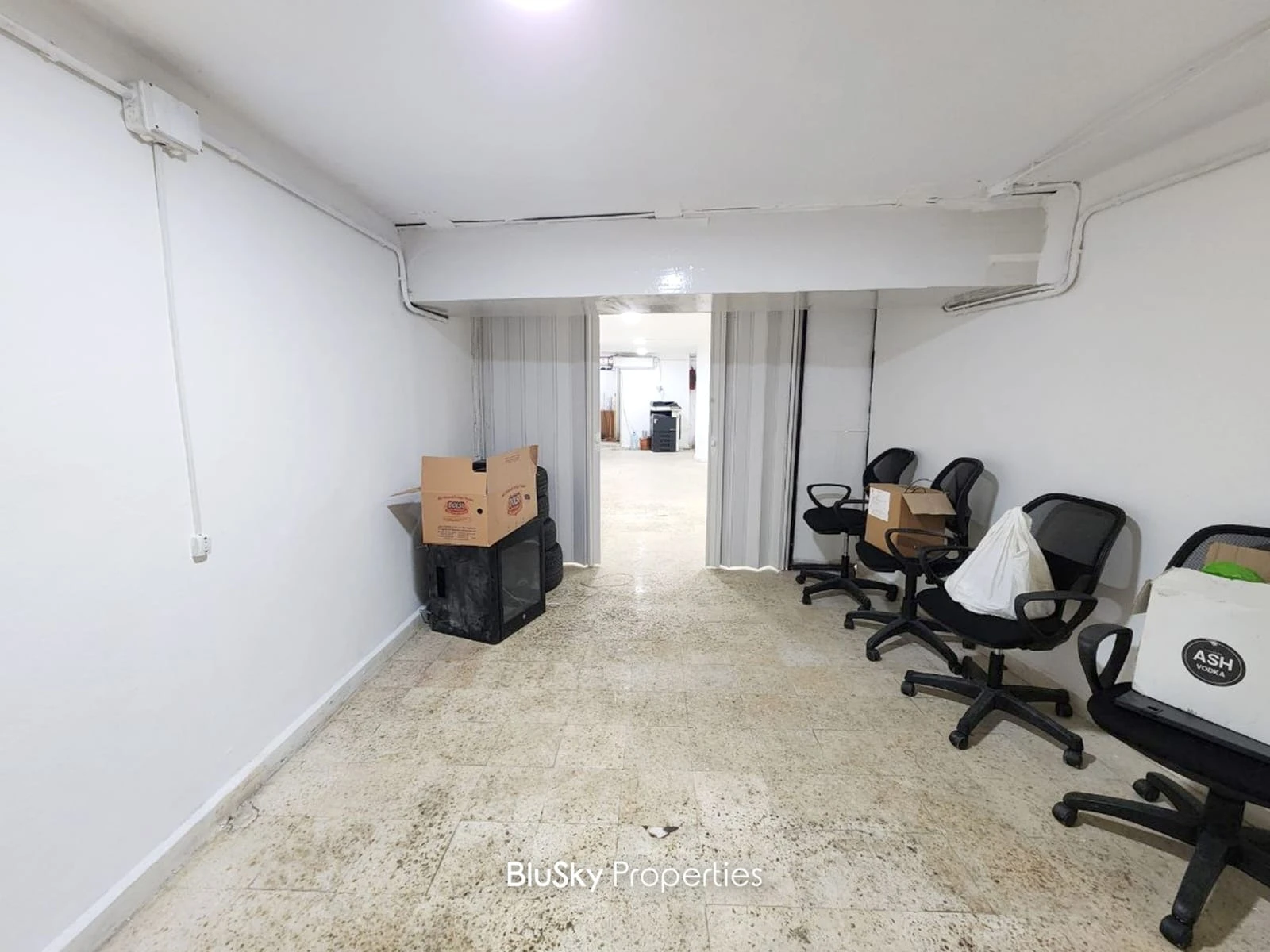 Warehouse 100m² for Rent in Sin El Fil — photo 5