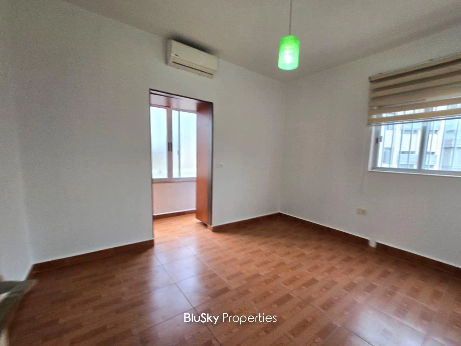 Apartment 120m² for Rent in Sin El Fil — photo 3