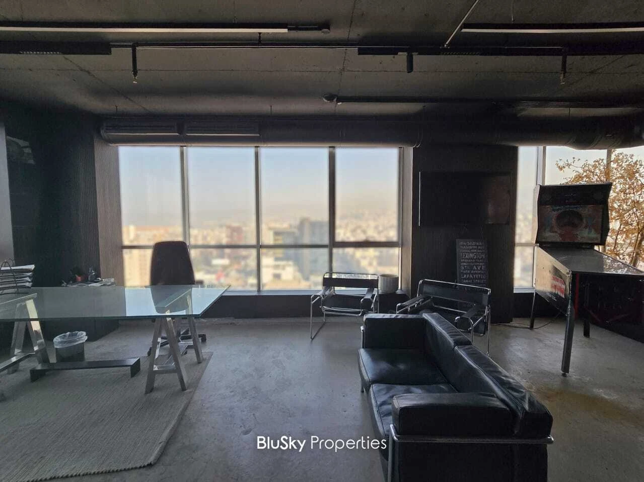 Office 127m² for Sale in Sin El Fil — photo 3