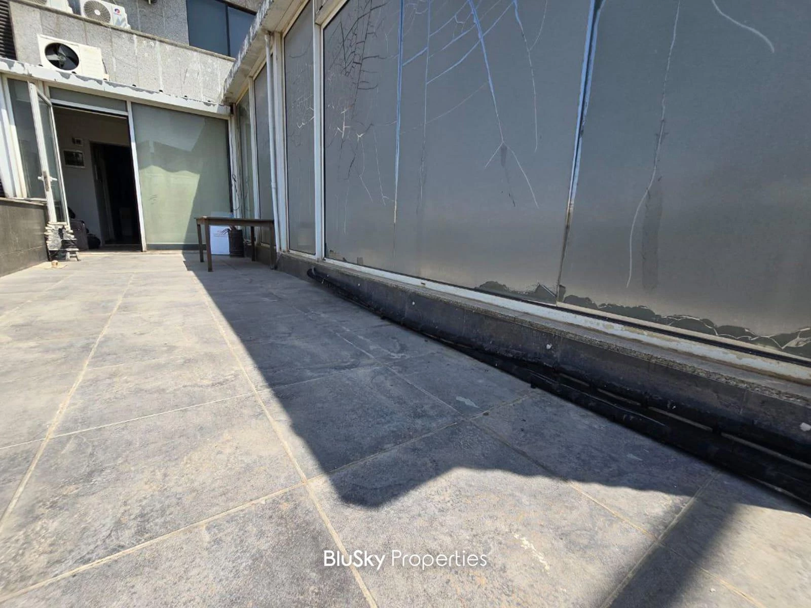 Spa 150m² Terrace for Rent in Sin El Fil — photo 2