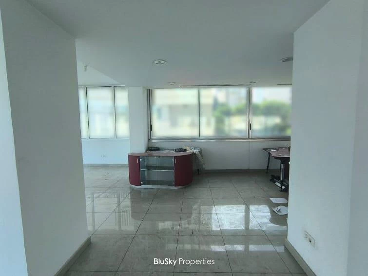 Office 220m² Terrace for Rent in Sin El Fil — photo 5