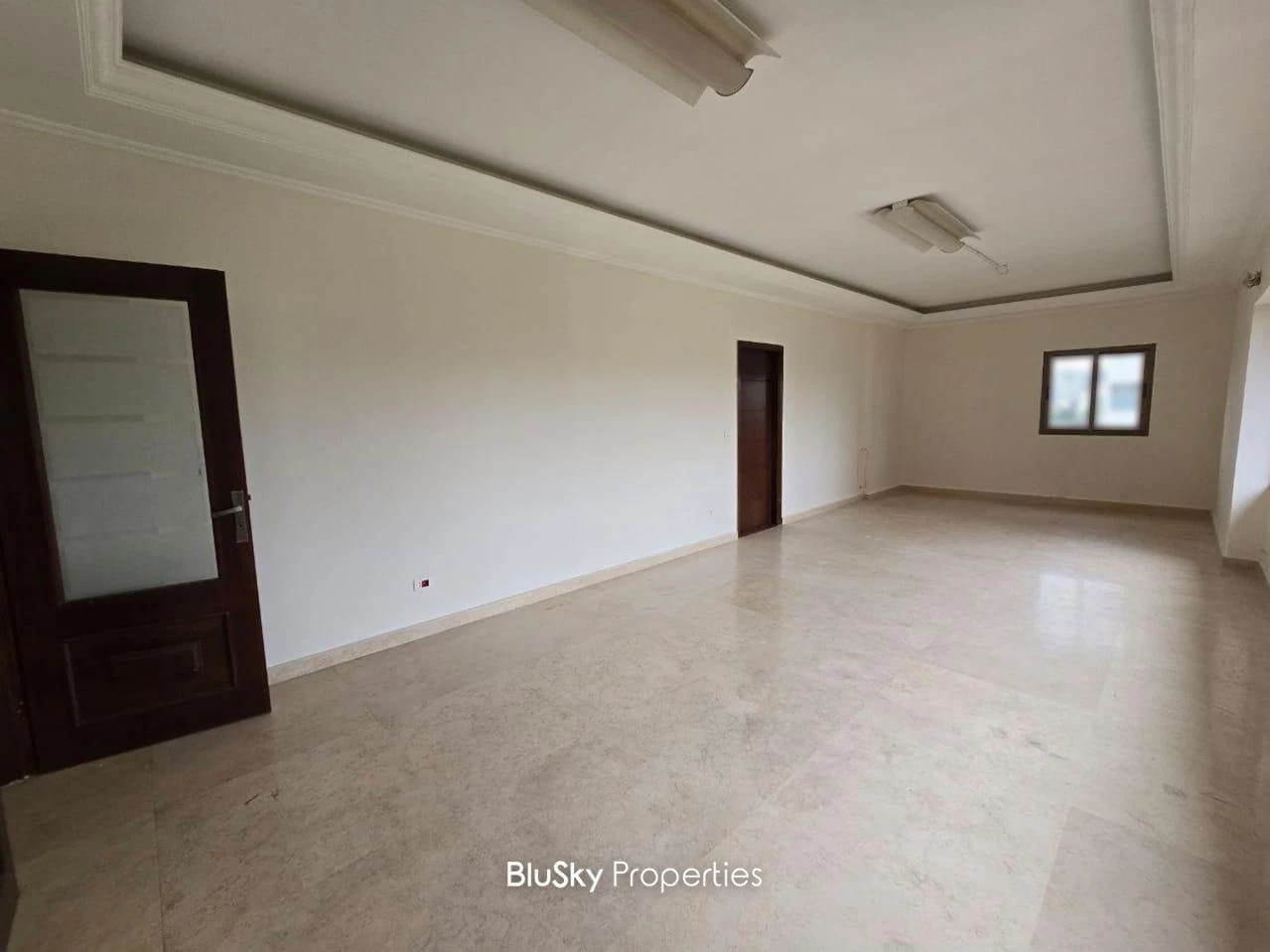 Apartment 230m² 4 Beds for Sale in Sin El Fil — photo 2