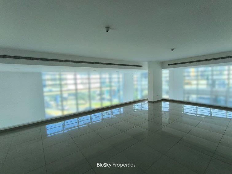 Office 500m² Duplex for Rent in Sin El Fil — photo 2