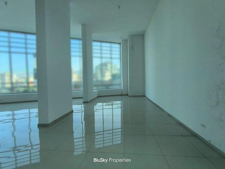 Office 500m² Duplex for Rent in Sin El Fil — photo 4