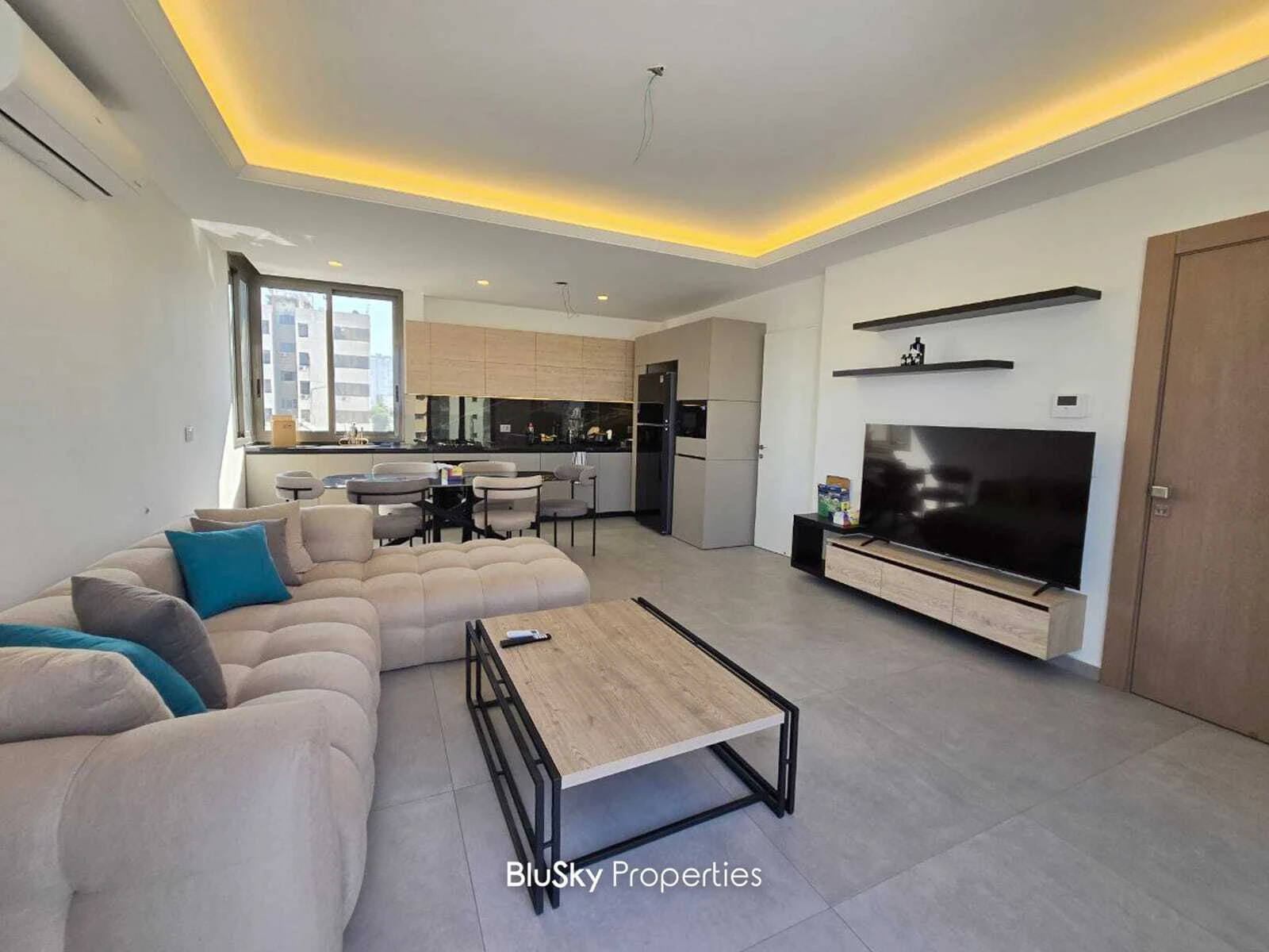 Apartment 86m² Terrace for Rent in Sin El Fil — photo 3