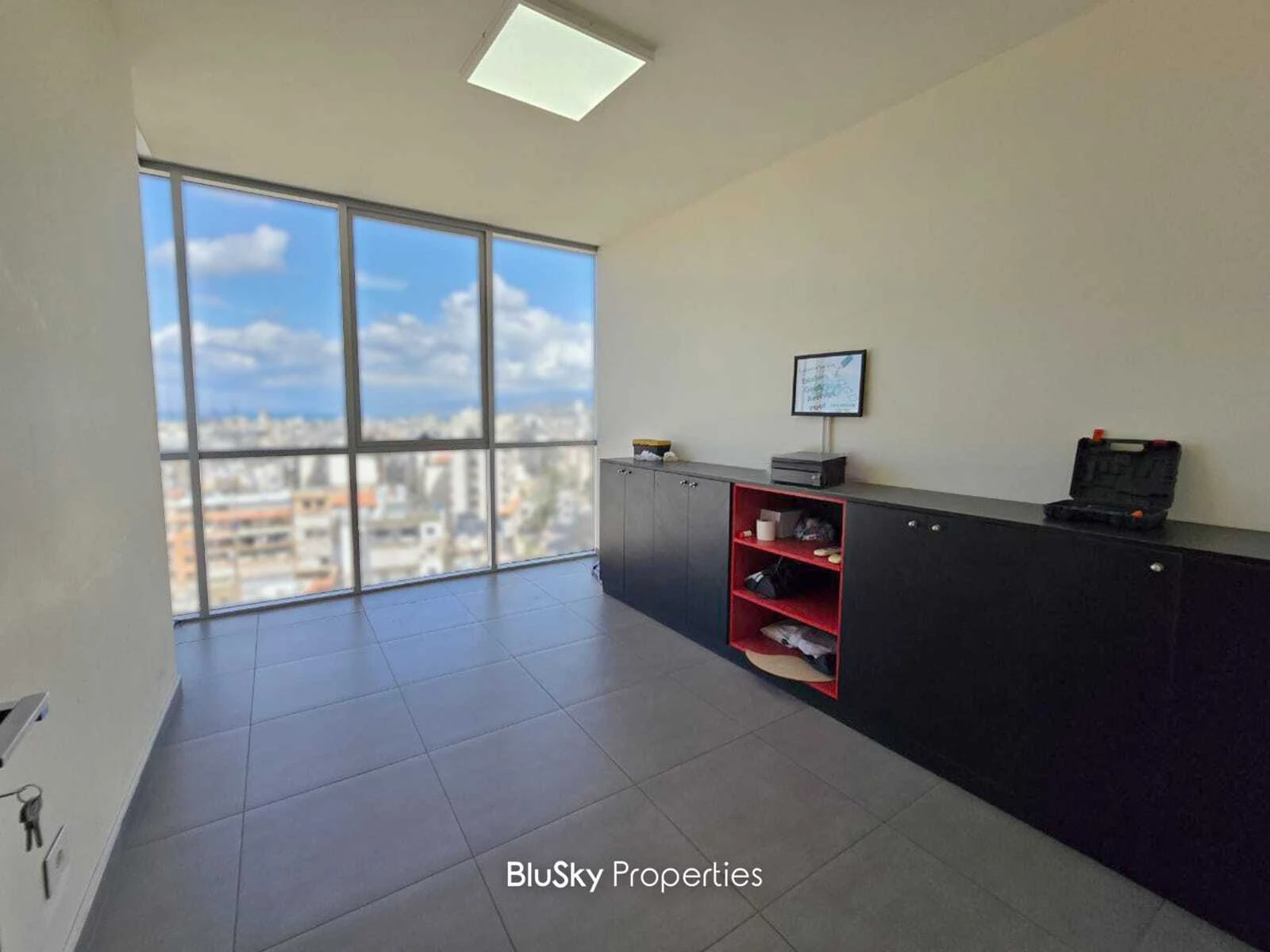 Office 90m² for Sale in Sin El Fil — photo 2