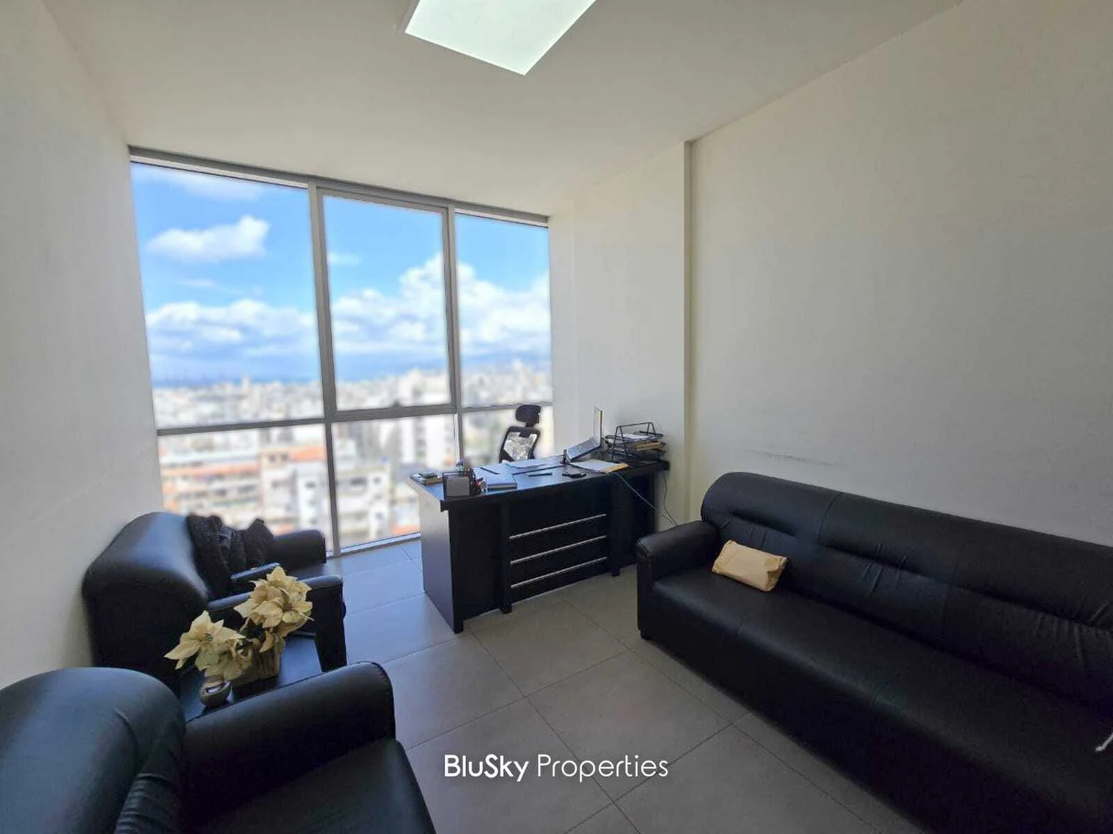 Office 90m² for Sale in Sin El Fil — photo 3