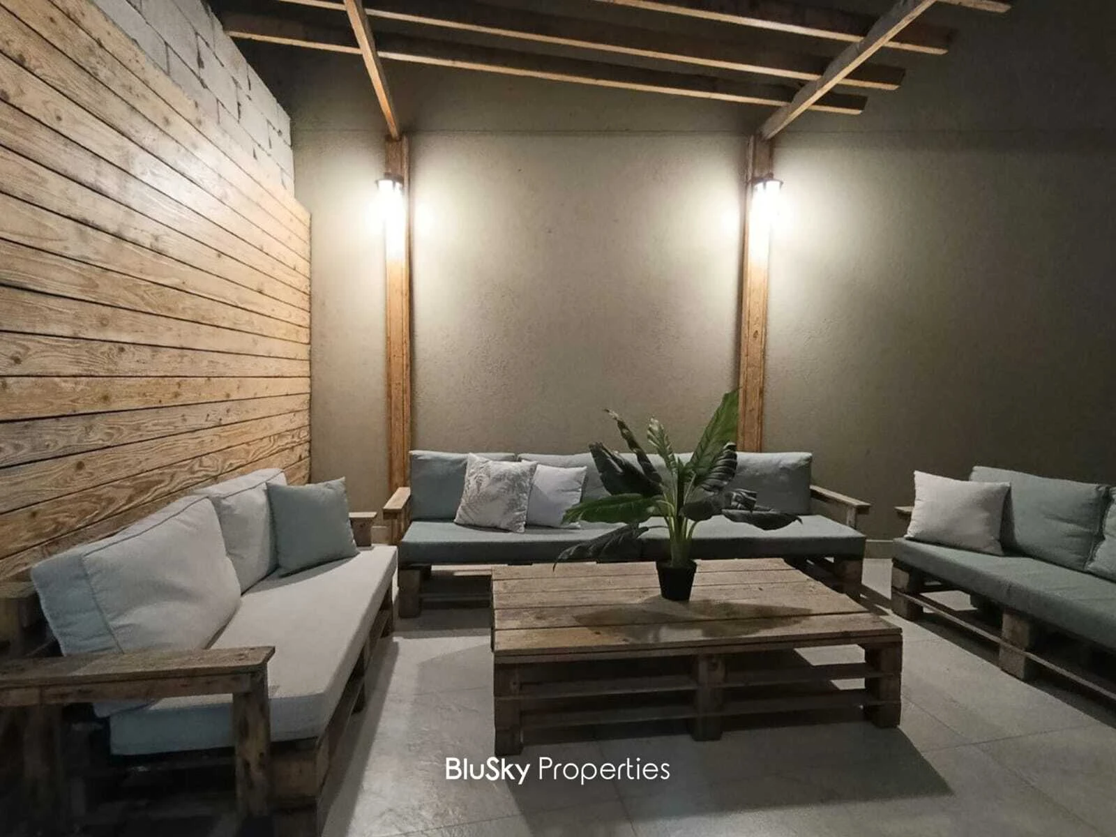 Apartment 120m² Terrace for Sale in Tabarja — الصورة 2