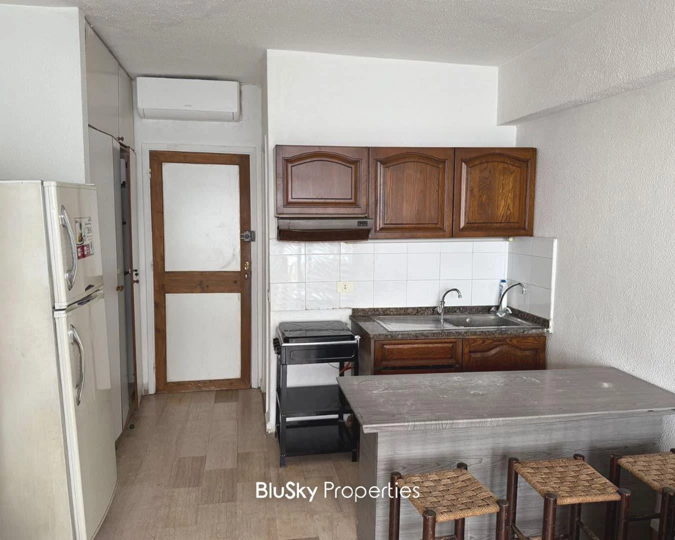 Chalet 40m² Sea View for Rent in Tabarja — الصورة 4