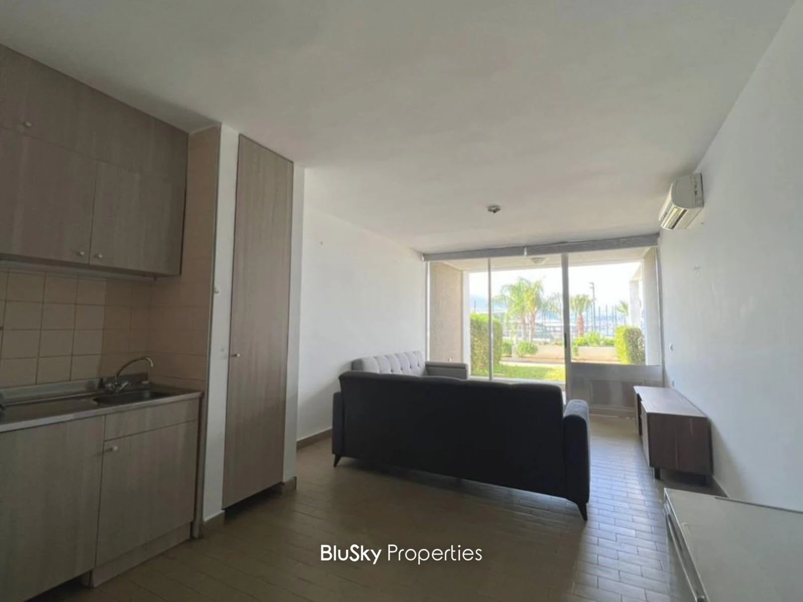 Chalet 60m² Terrace for Sale in Tabarja — photo 2