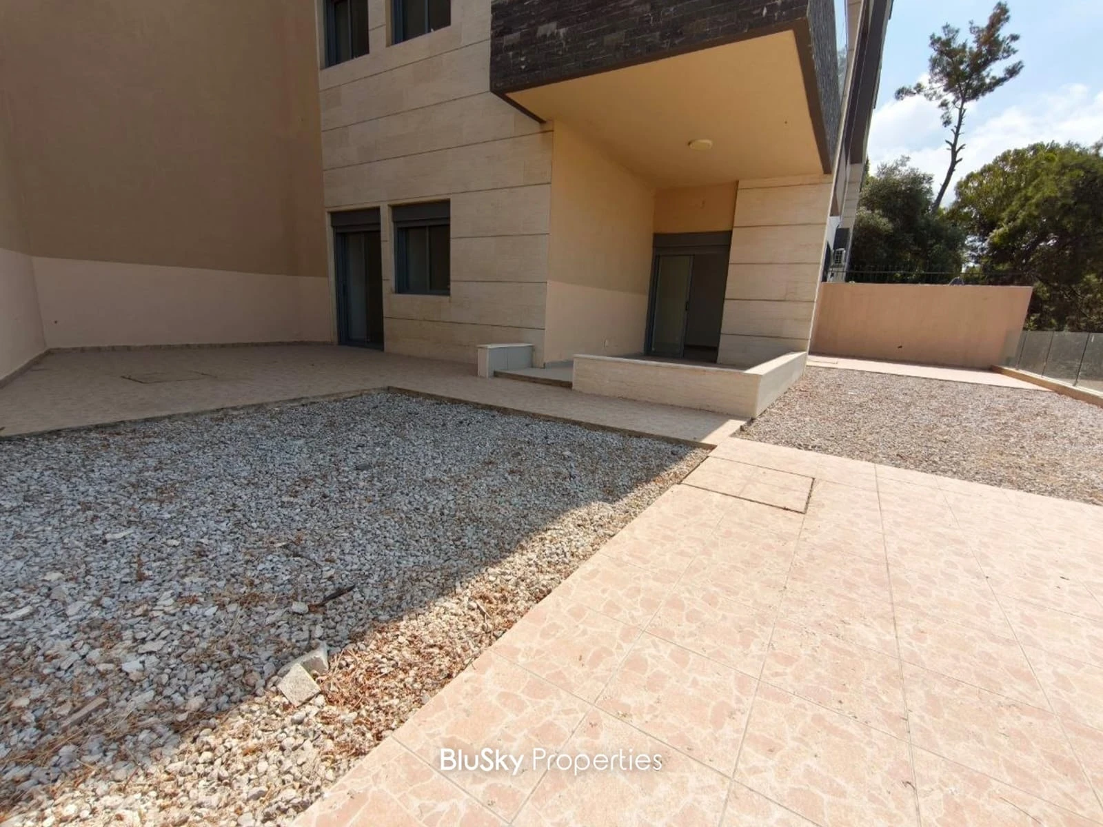 Apartment 110m² with Terrace for Sale in Tilal Ain Saadeh — photo 4