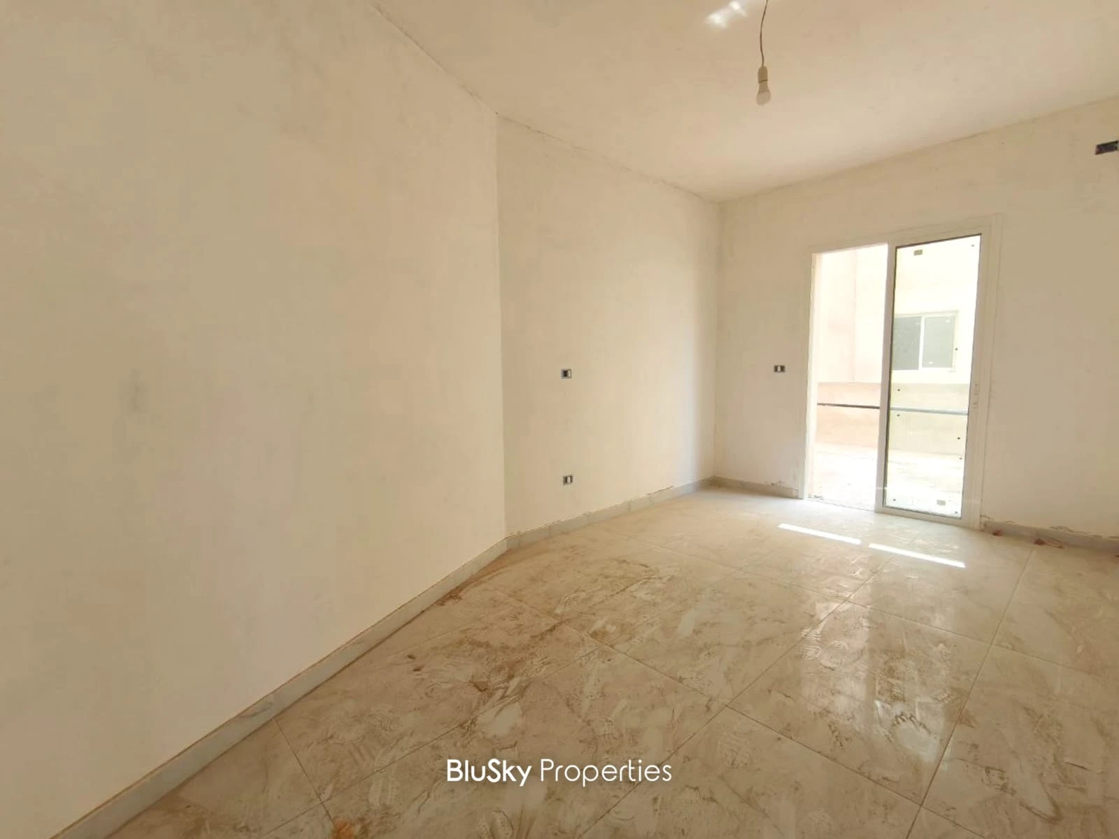 Apartment 115m² with Terrace for Sale in Tilal Ain Saadeh — photo 4