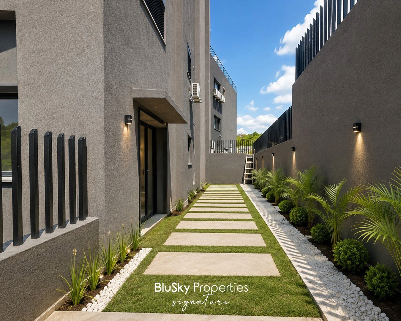 Apartment 125m² with Garden for Sale in Tilal Ain Saadeh — photo 2