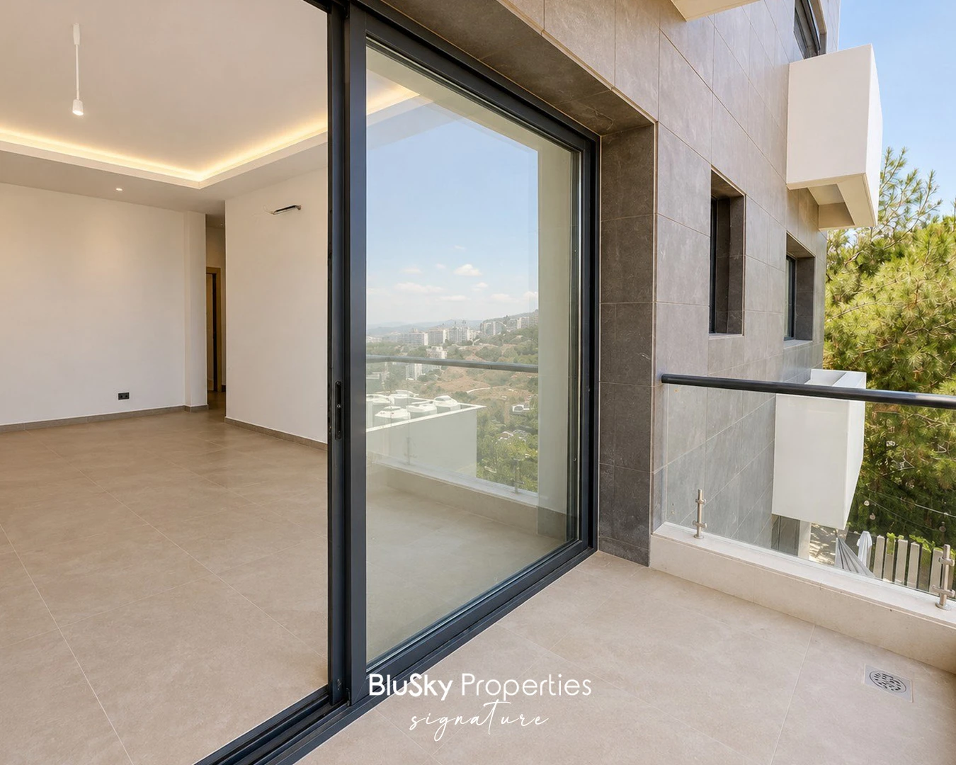 Apartment 125m² with Garden for Sale in Tilal Ain Saadeh — photo 3