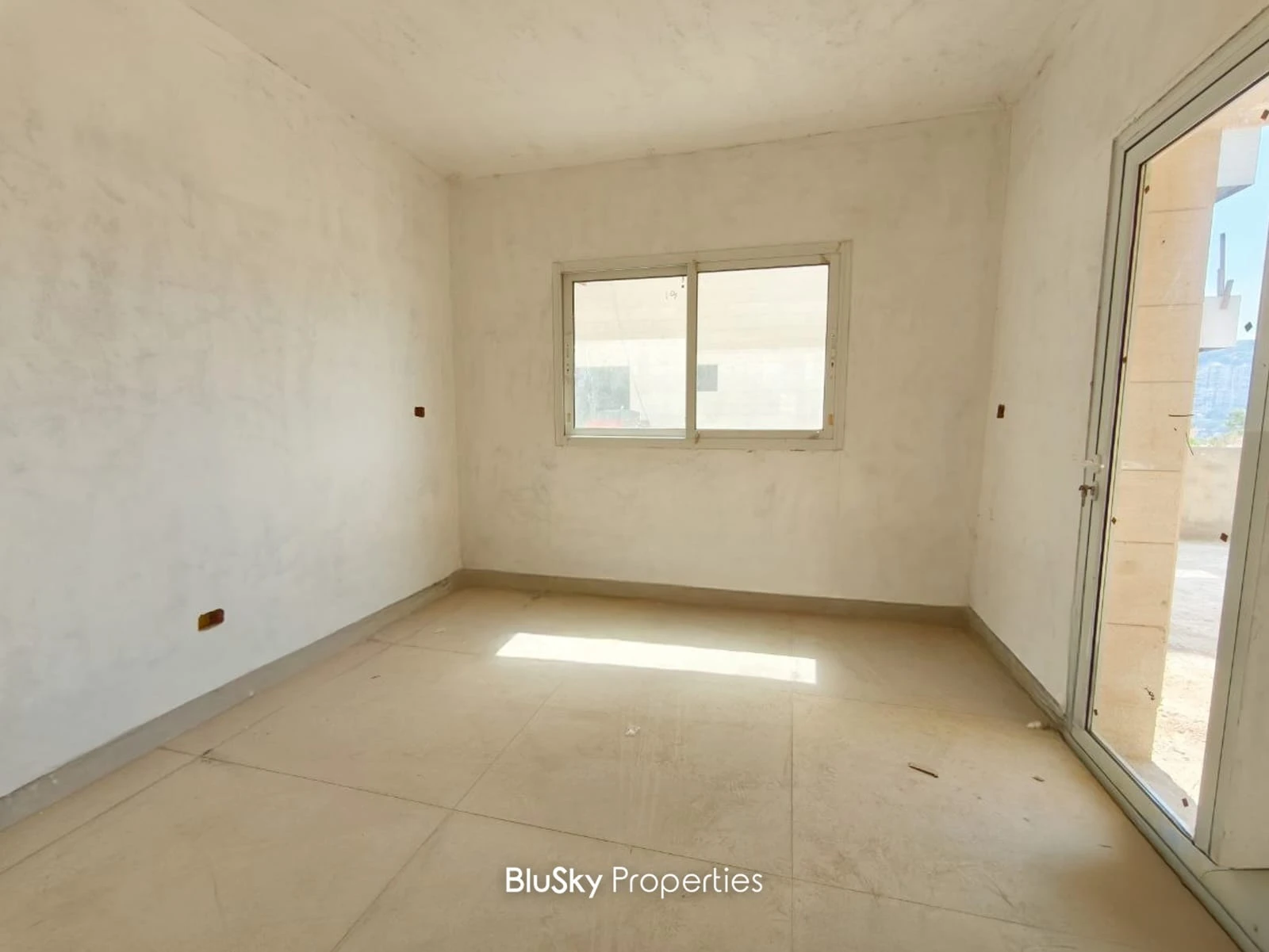 Apartment 140m² with Terrace for Sale in Tilal Ain Saadeh — photo 3