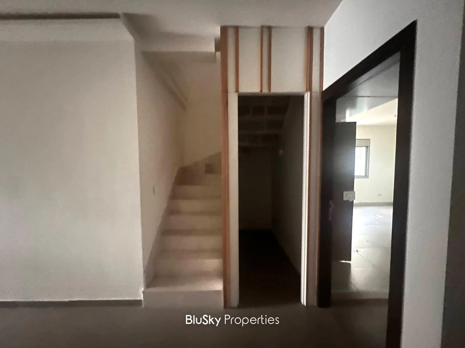 Apartment 270m² for Rent in Tilal Ain Saadeh — الصورة 5
