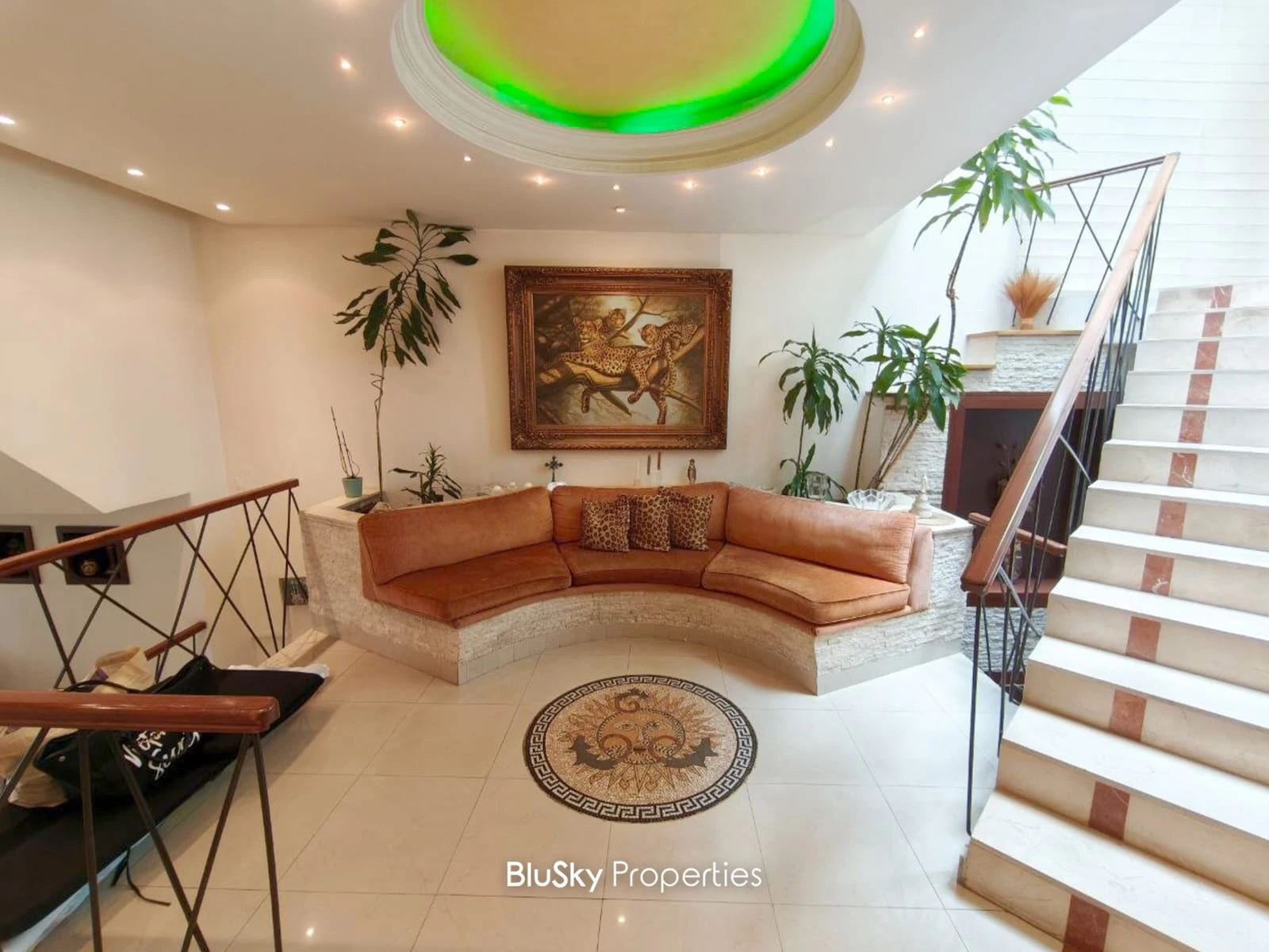 Triplex 330m² with Terrace for Sale in Tilal Ain Saadeh