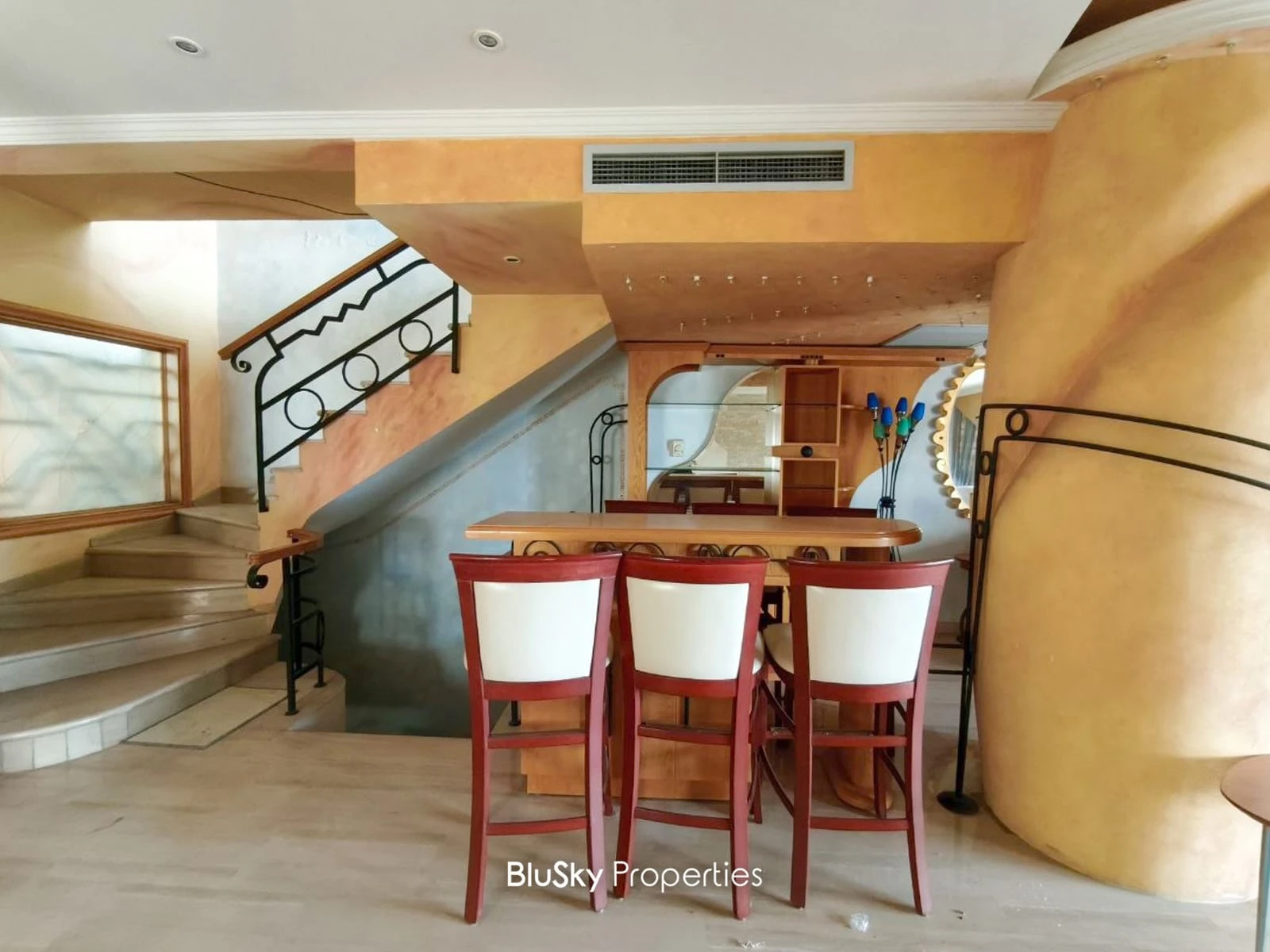 Triplex 500m² for Sale in Tilal Ain Saadeh — photo 3