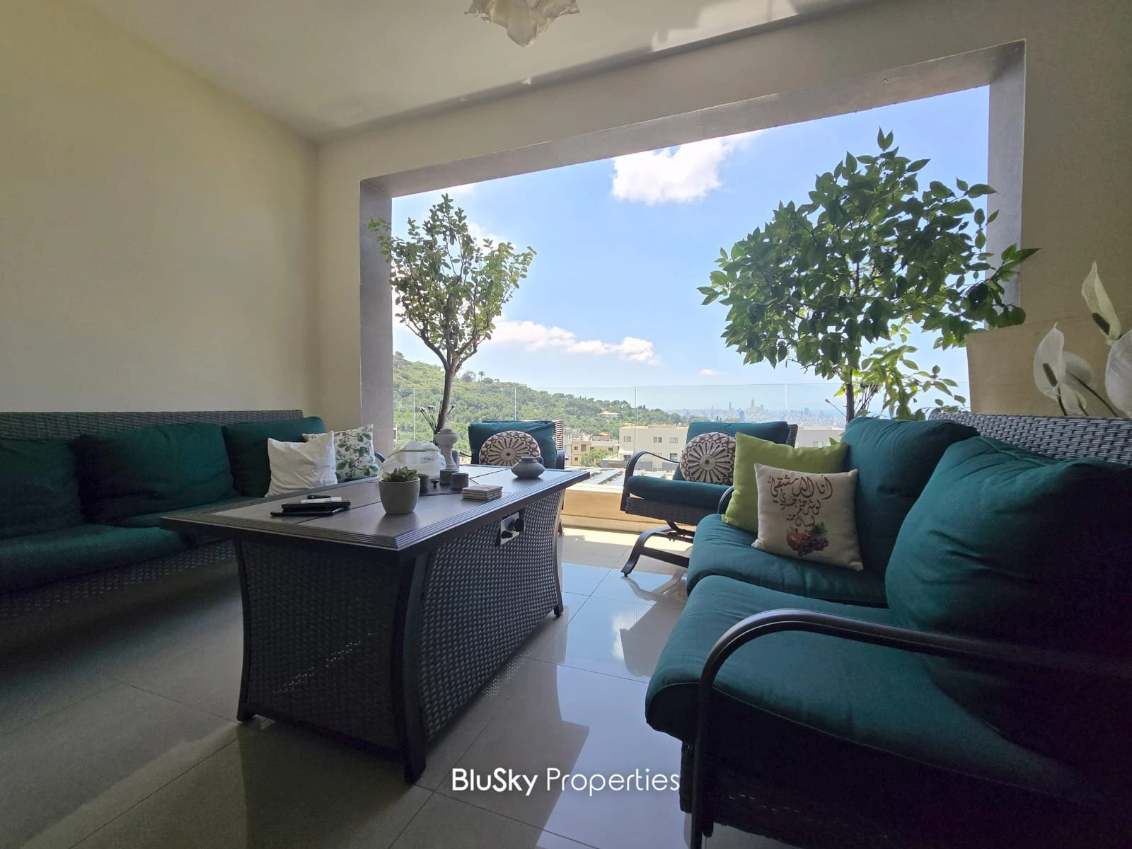Apartment 135m² with Sea View for Sale in Tilal El Fanar — photo 2