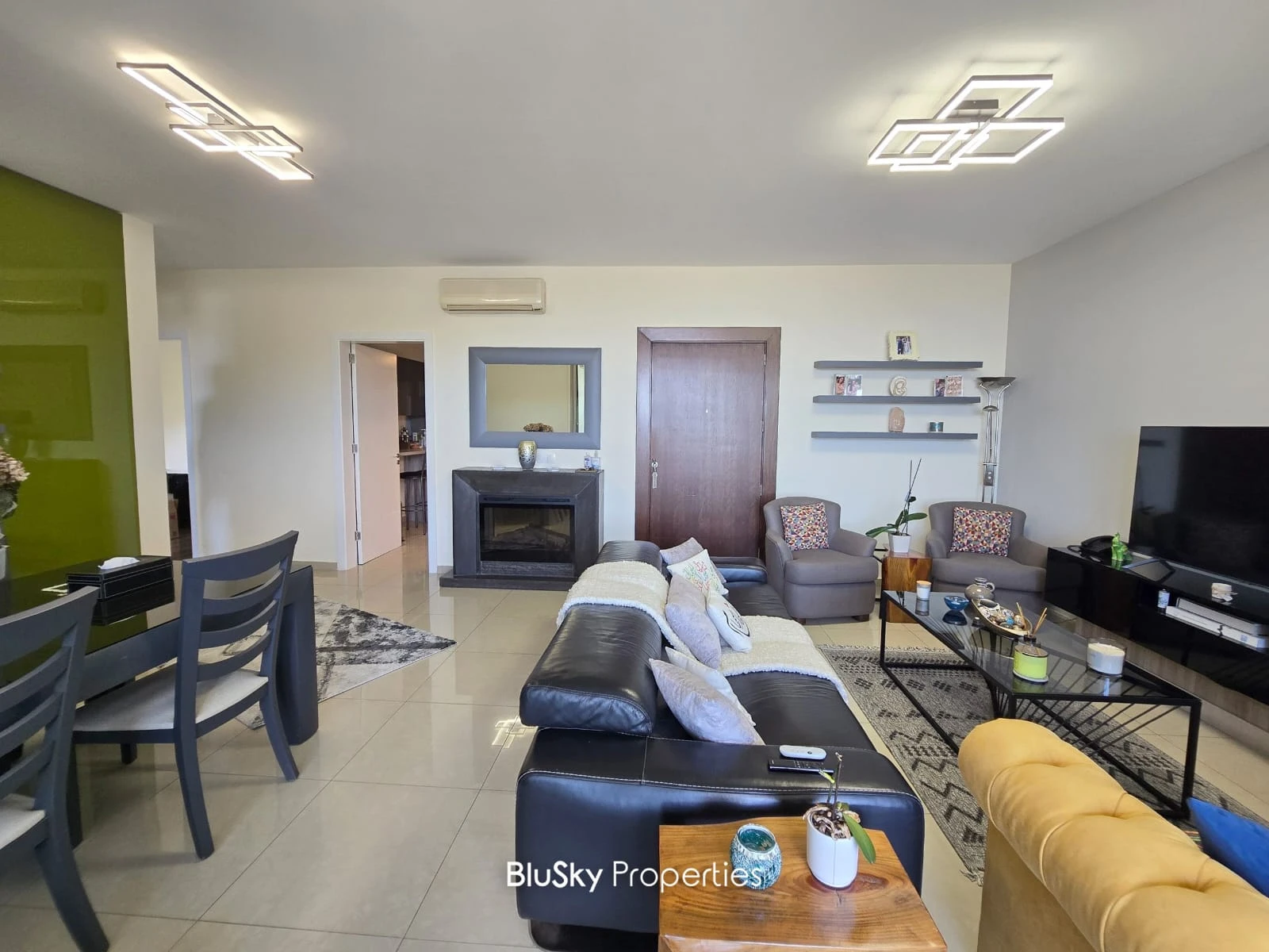 Apartment 135m² with Sea View for Sale in Tilal El Fanar — photo 3