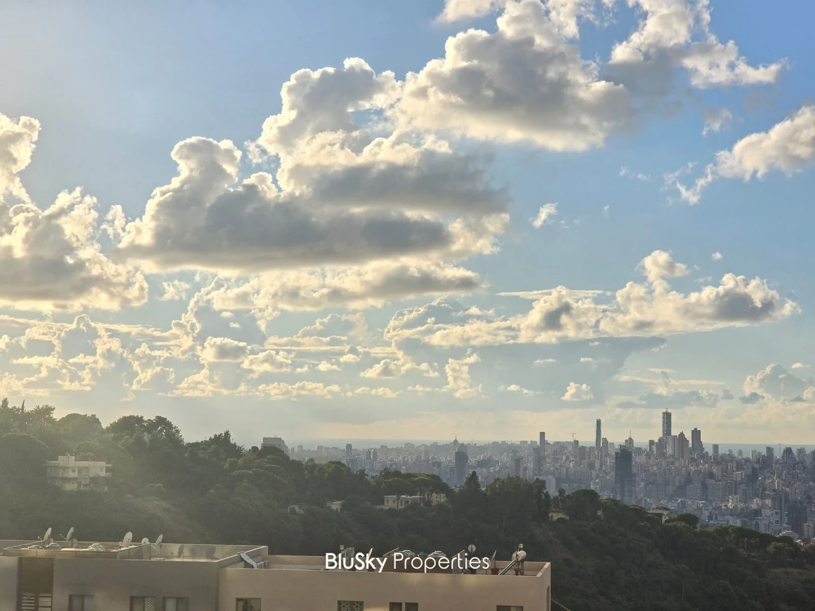 Apartment 170m² with Sea View for Rent in Tilal El Fanar — الصورة 3