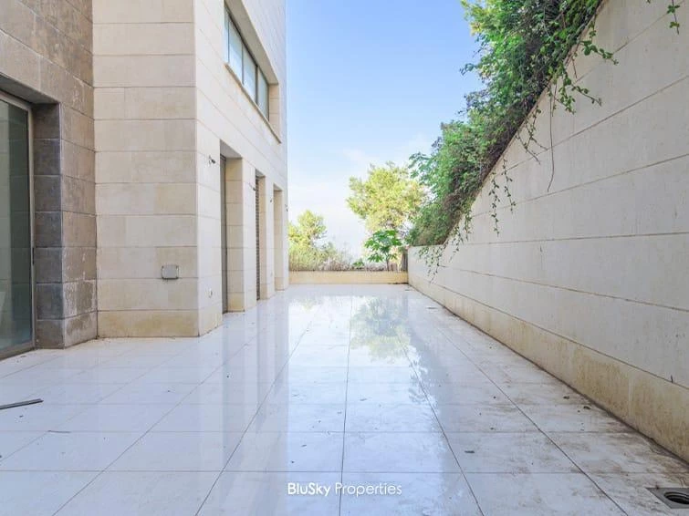 Apartment 330m² Terrace for Sale in Yarzeh — photo 3