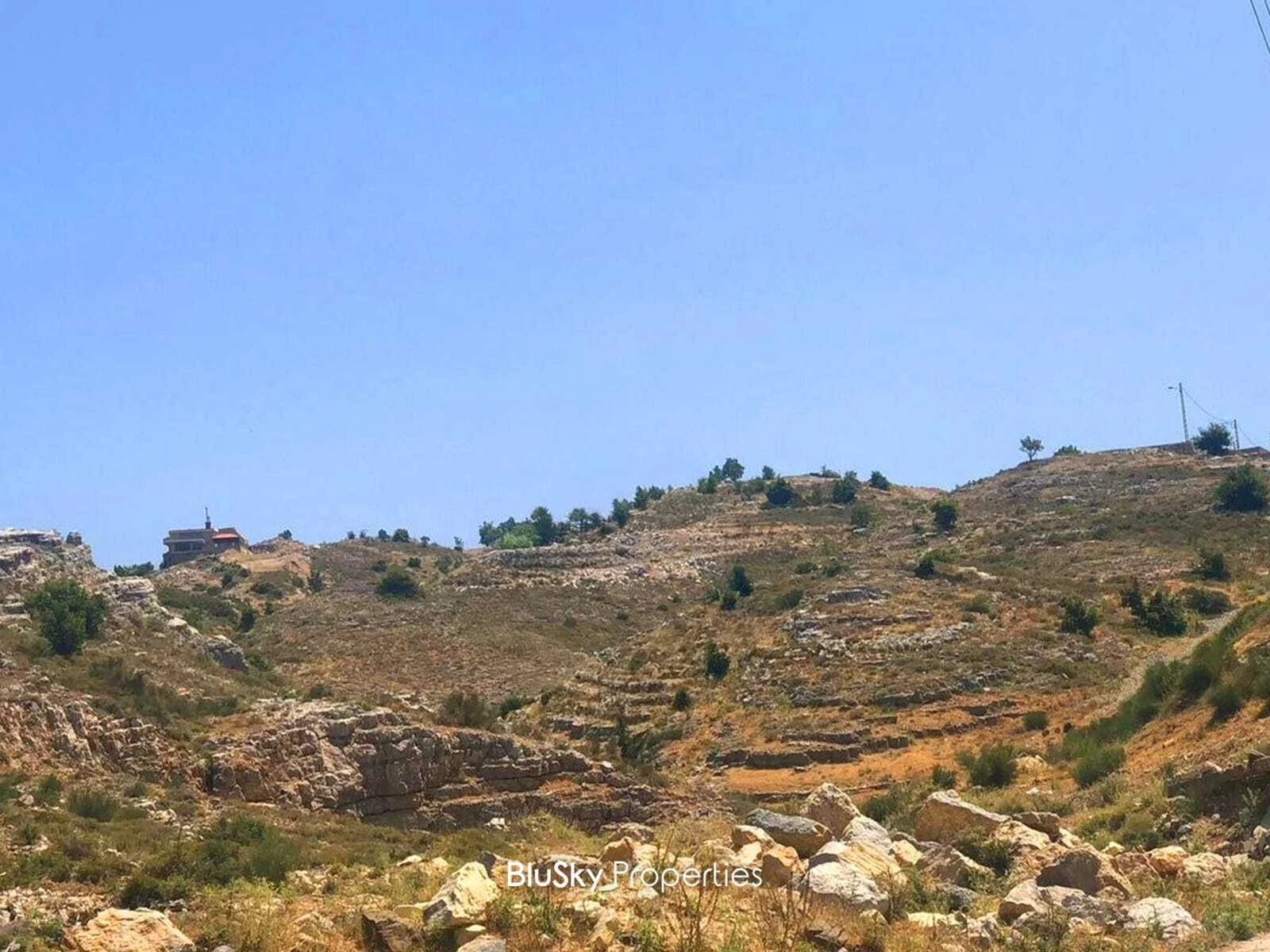 Land 1,617m² for Sale in Zaarour — photo 4