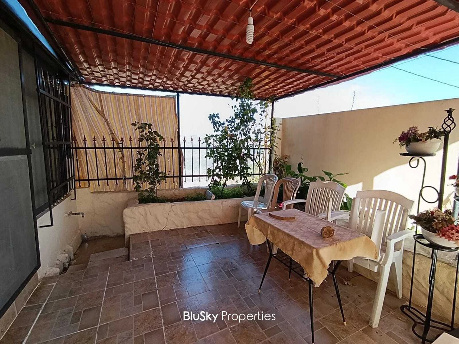 Standalone House 180m² Terrace for Sale in Zaaitre — photo 2