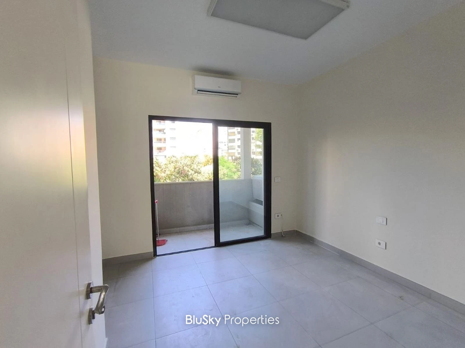 Apartment 150m² for Rent in Zalka — الصورة 3