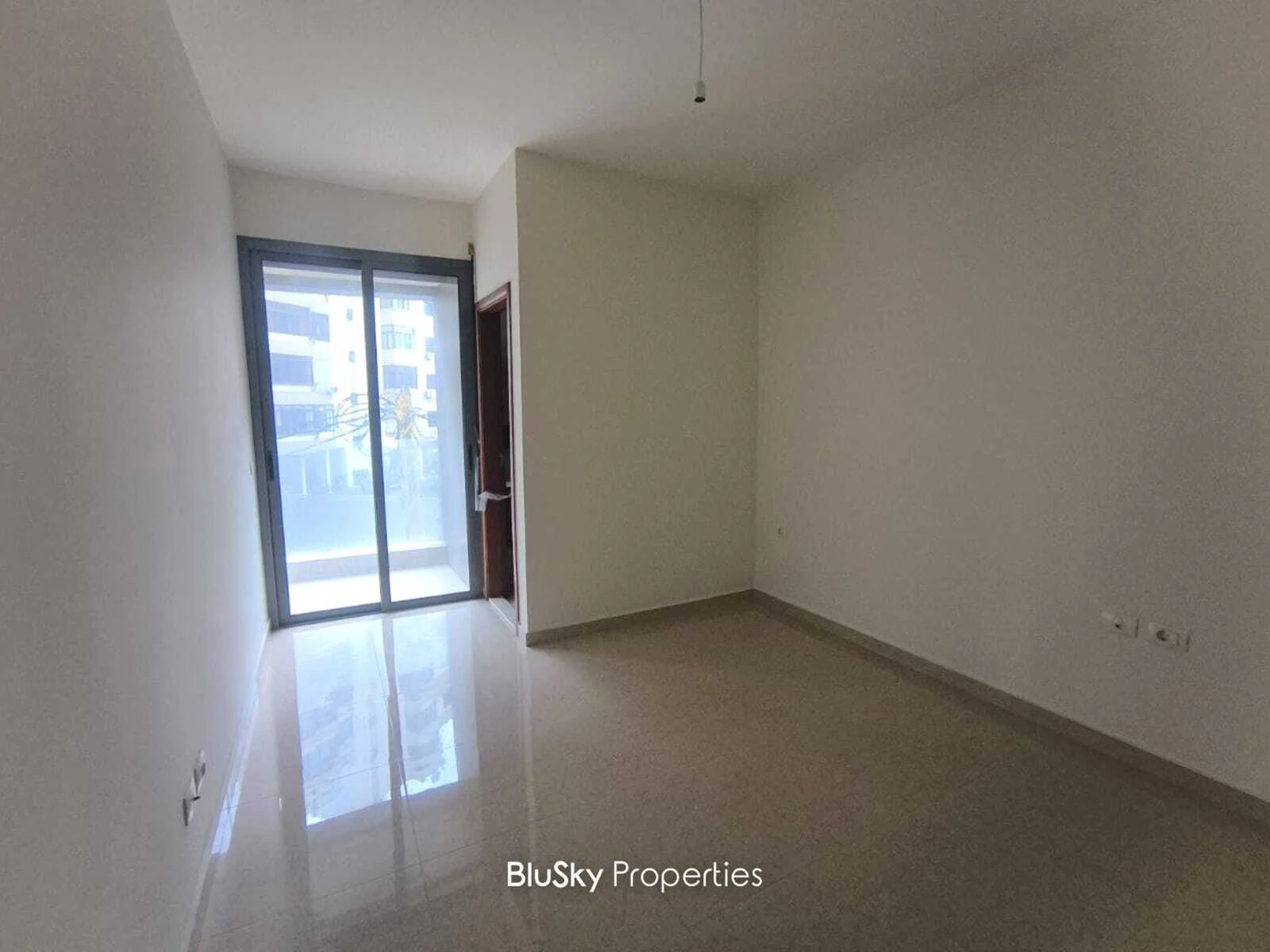 Apartment 170m² for Sale in Zalka — photo 3