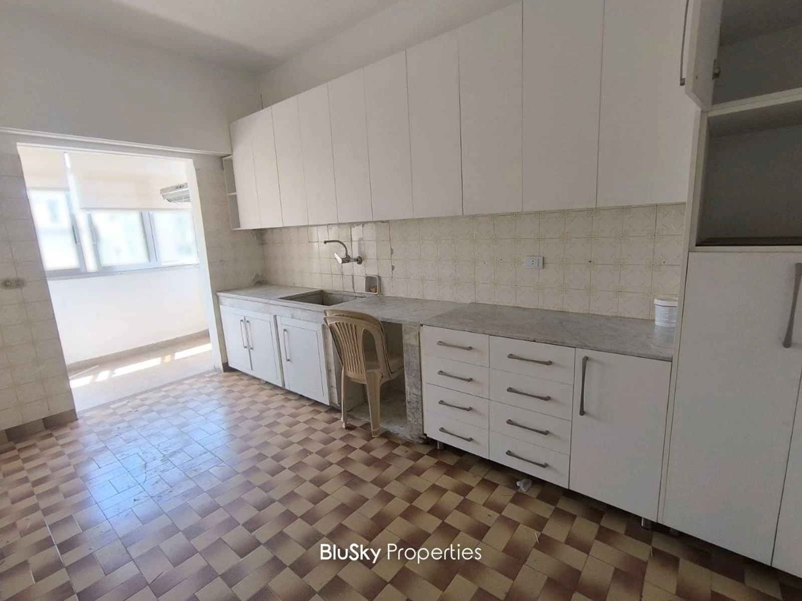 Apartment 170m² for Sale or Rent in Zalka — photo 2