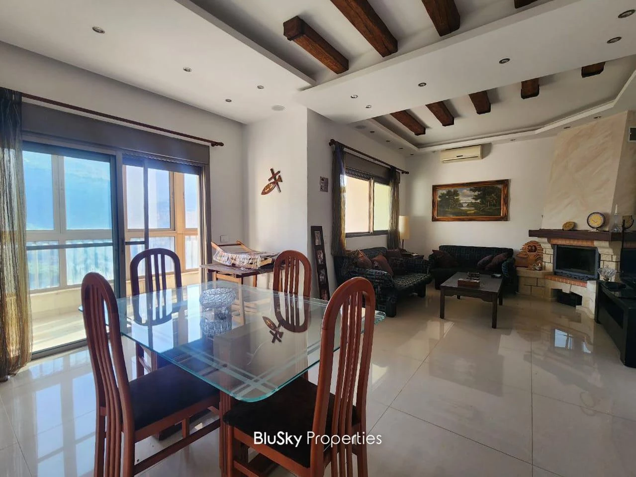 Apartment 165m² Terrace for Sale in Zehriyeh Baabdat